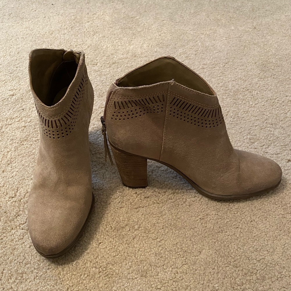 Vince Camuto Tan Suede Heeled Booties